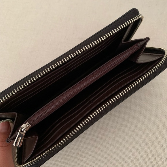 STAR WARS X COACH ACCORDION ZIP WALLET - Picture 2 of 2